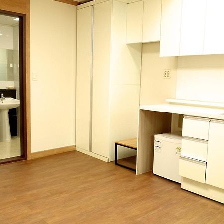 Happy Memory Hotell Jeonju Rum bild
