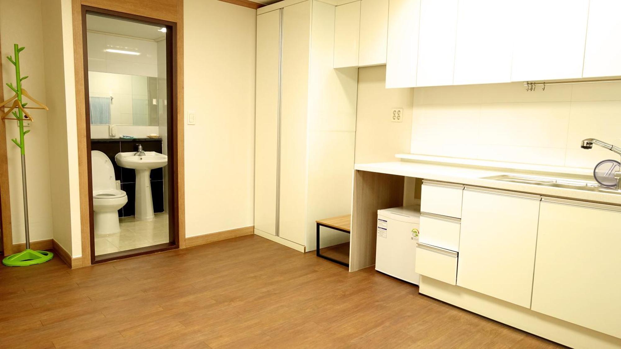 Happy Memory Hotell Jeonju Rum bild
